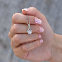 Load image into Gallery viewer, Dear mother- Alluring beauty necklace
